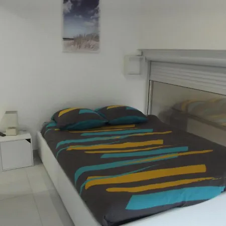Apartment P2 - *